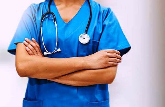 नर्सिंग आहात? तर तुम्हाला मिळू शकतो 45000 रुपयांपर्यंत पगार, फक्त 125 रुपयांत करा अर्ज.