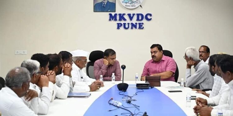 गुंजवणी जलसिंचन योजना: बंदिस्त जलवाहिनीचे काम जुन्या सर्वेप्रमाणे करावे: शेतकऱ्यांची जलसंपदा विभागाकडे मागणी