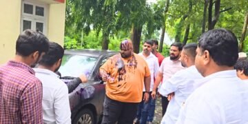 वेल्हा : अभियंता शाईफेक प्रकरणी काँग्रेसच्या कार्यकर्त्यांवर गुन्हा दाखल