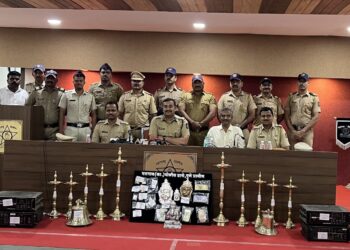पुणे ग्रामीण पोलिसांची धडाकेबाज कामगिरी; मंदिरातील चोरी करणाऱ्या सराईत गुन्हेगाराला सापळा रचून केली अटक