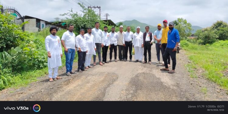 Velha: वांगणी ते वांगणीवाडी रस्त्याला एका महिन्यातच पडले खड्डे; ग्रामस्थांमध्ये संतापाची लाट, आंदोलनाचा इशारा