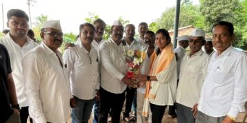 Jogavadi: सामाजिक कार्यकर्त्याची मुलगी बनली पोलीस