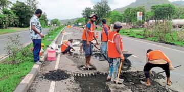 रस्त्यावरील खड्ड्यांमुळे शिरवळ ते कऱ्हाड दरम्यानचा प्रवास झालाय धोकादायक