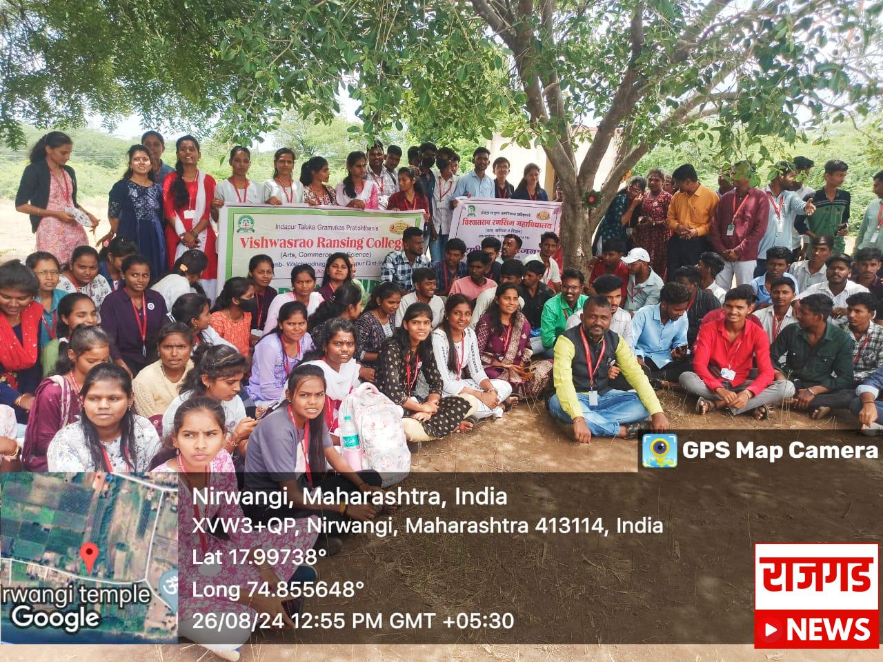 श्रमदानः रणसिंग महाविद्यालयाच्या विद्यार्थ्यांनी केली मंदिर परिसराची स्वच्छता आणि वृक्षारोपण