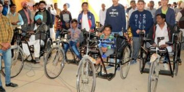 निराः विविध मागण्यांसाठी दिव्यांगबांधव छत्रपती संभाजीनगरकडे  रवाना