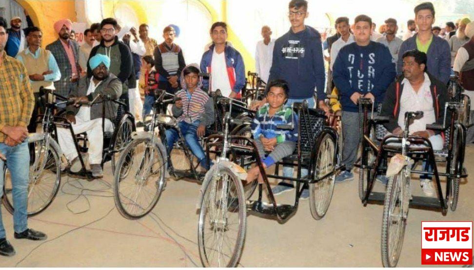 निराः विविध मागण्यांसाठी दिव्यांगबांधव छत्रपती संभाजीनगरकडे  रवाना
