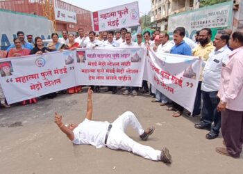Pune Metro: मंडई नाही, महात्मा फुले मंडई’ असे नाव द्या; मेट्रो स्टेशनच्या नावावरुन आंदोलक रस्त्यावर, नाव बदलण्याची केली मागणी