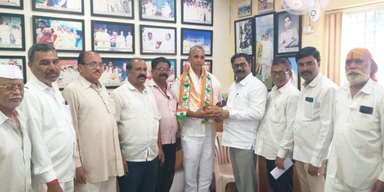 भोर: आमदार संग्राम थोपटे यांच्या कार्यप्रणालीवर प्रभावित होत नाटंबी गावातील पदाधिकाऱ्यांचा काँग्रेस पक्षात जाहीर प्रवेश