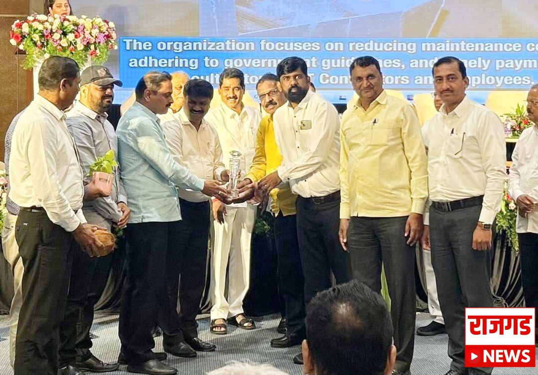 अभिनंदनः व्यंकटेशकृपा शुगर मिल्कचा उत्कृष्ट आर्थिक व्यवस्थापन पुरस्कार देऊन गौरव