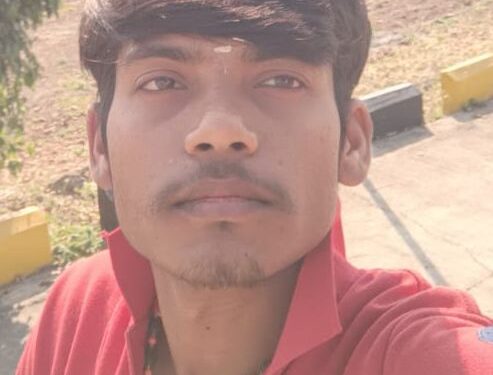 रांजणगावः पुणे-नगर महामार्गावरील कारच्या धडकेत दुचाकीस्वार ठार; अज्ञात कारचालकाविरोधात गुन्हा दाखल