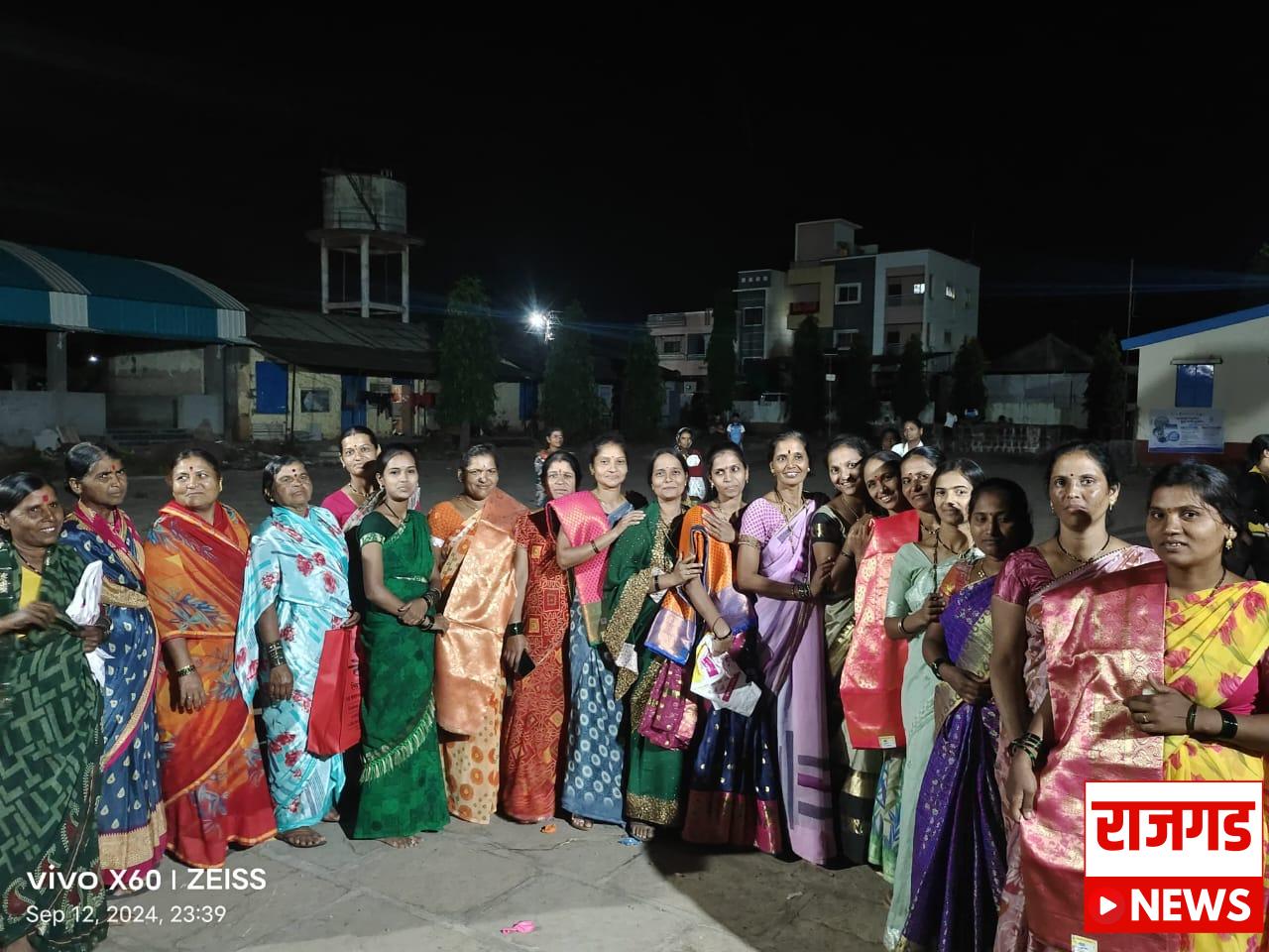 खेळ पैठणीचाः राजापूर गावातील ग्रामस्थांनी केले आयोजन; १५० ते २०० महिलांनी खेळले विविध खेळ