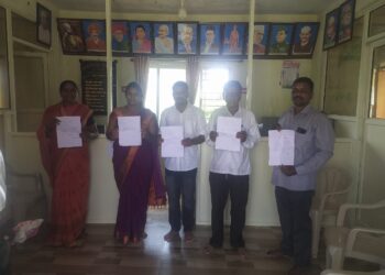 भोरः तालुक्यातील ‘या’ गावात सरपंच विचारत न घेता गावाचा कारभार हाकत असल्याचा आरोप करीत ५ सदस्यांचे राजीनामे