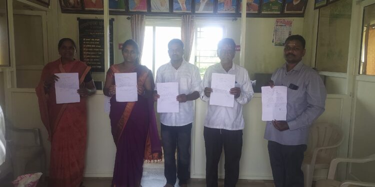 भोरः तालुक्यातील ‘या’ गावात सरपंच विचारत न घेता गावाचा कारभार हाकत असल्याचा आरोप करीत ५ सदस्यांचे राजीनामे