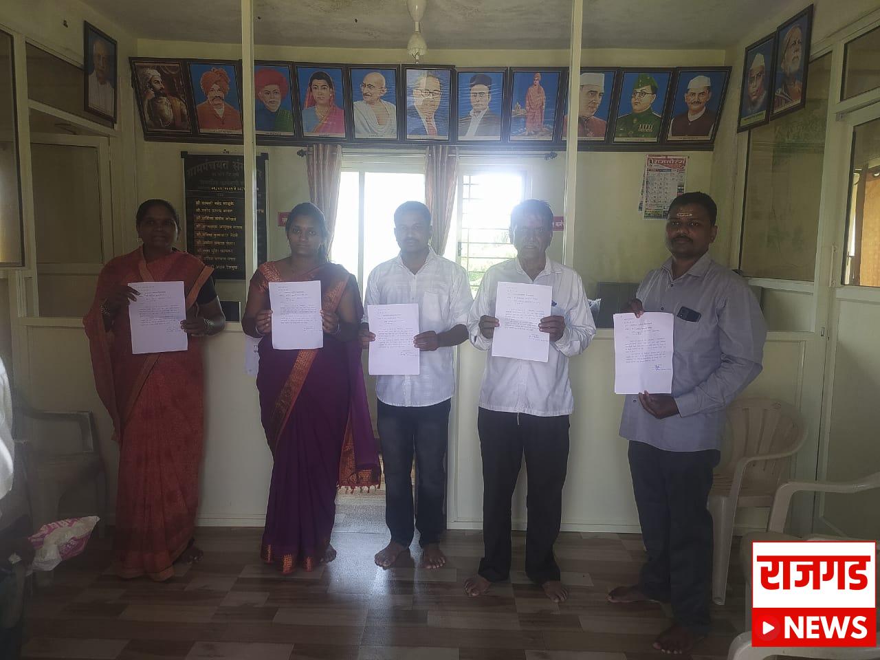 भोरः तालुक्यातील ‘या’ गावात सरपंच विचारत न घेता गावाचा कारभार हाकत असल्याचा आरोप करीत ५ सदस्यांचे राजीनामे