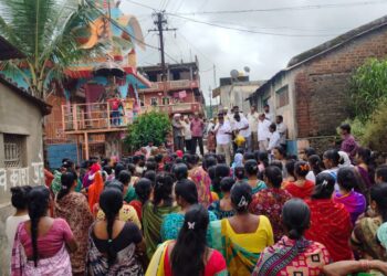 ‘त्या’ घटनेच्या निषेधार्थ वरवे गावात कडकडीत बंद; येथून पुढे अनोळखी व्यक्तींना गावात थारा नाही, पंतप्रधानांना लिहिले पत्र, आरोपीला कठोर शिक्षेची केली मागणी 