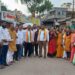 जेजुरीत हरियाणा विजयाबद्दल भाजपकडून एकमेकांना पेढे भरवत जल्लोष