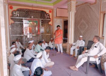 जे पाच वर्षात कधी गावात आले नाहीत, त्यांनी भागात आपलं तोंड कधी दाखवलं नाही ; असे आता पाच वर्षांनी येतील मते मागायला- विठ्ठल आवाळे
