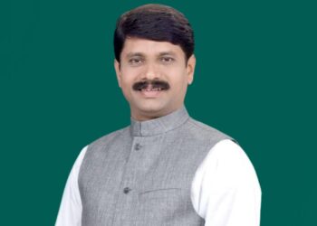 साताऱ्यात शिवसैनिकाचा पक्षाला अखेरचा ‘जय महाराष्ट्र’: पुरुषोत्तम जाधवांचा जिल्हा प्रमुख व सदस्यत्वाचा राजीनामा; कोणती भूमिका घेणार याकडे लक्ष