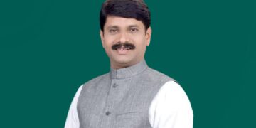 साताऱ्यात शिवसैनिकाचा पक्षाला अखेरचा ‘जय महाराष्ट्र’: पुरुषोत्तम जाधवांचा जिल्हा प्रमुख व सदस्यत्वाचा राजीनामा; कोणती भूमिका घेणार याकडे लक्ष