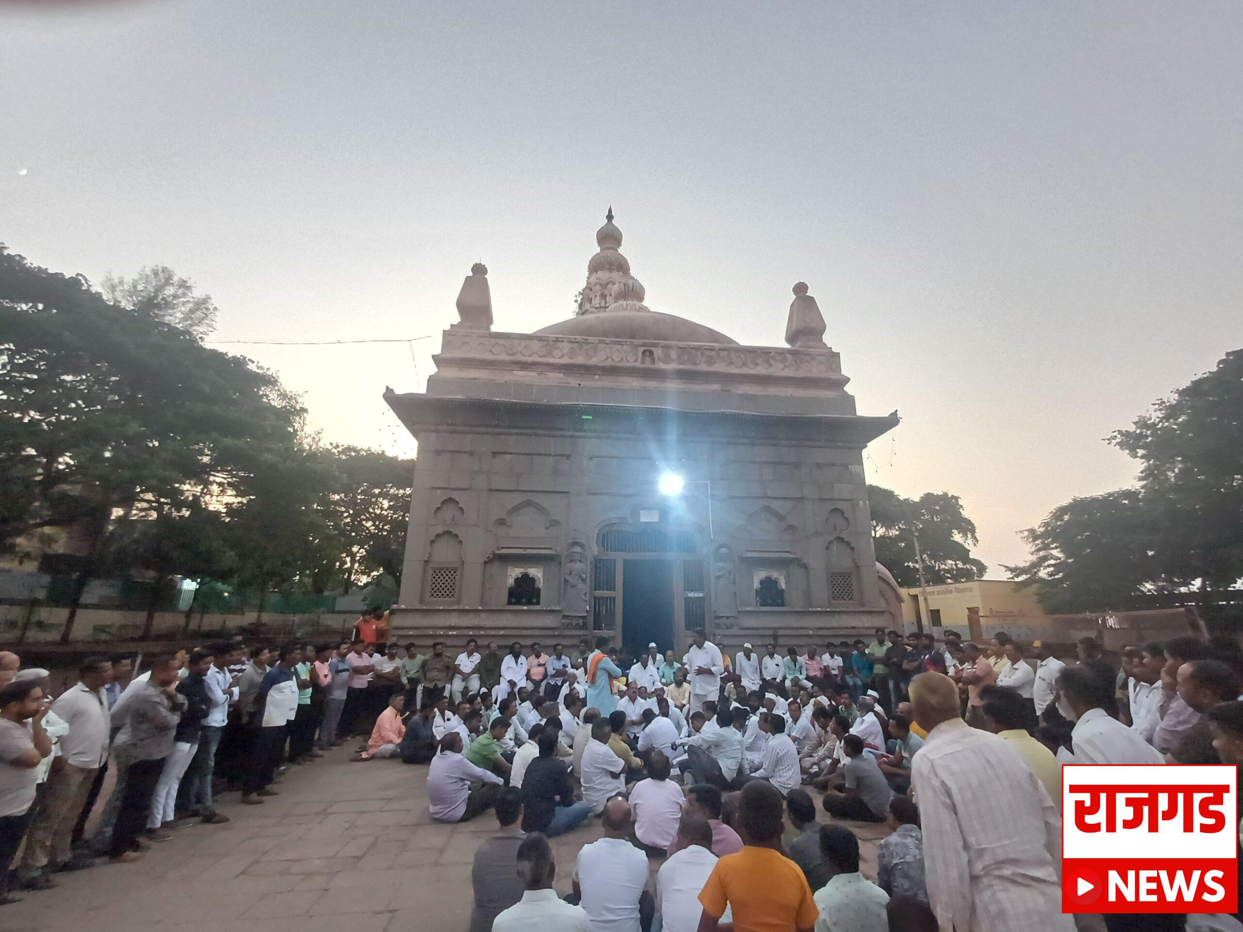 जेजुरीचा मर्दानी दसराः छत्रीमंदिरात दसरा सणाच्या पार्श्वभूमीवर नियोजन बैठक संपन्न; ‘या’ वेळेत निघणार दोन्ही पालख्या, ‘असा’ असणार आहे पालखी सोहळा