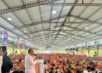 जल्लोष, उत्साह आणि उत्स्फूर्त प्रतिसादात लाडक्या बहिणींचा सन्मान; शिवसेनेच्या उपनेत्या डॅा. ज्योती वाघमारे यांचे मार्गदर्शन