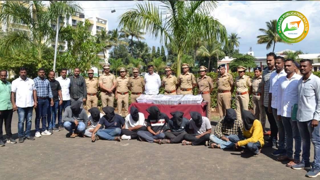 साताराः ‘हनी ट्रॅप’च्या जाळात ओढून शिजला सशस्त्र दरोड्याचा कट; २ कोटी ७९ लाख ३४ हजारांची रक्कम पोलिसांनी केली हस्तगत, आरोपींच्या आवळल्या मुसक्या