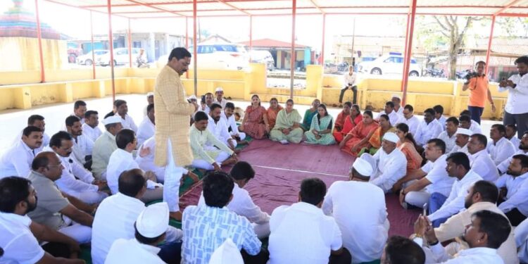 गावभेट दौराः मुळशी तालुक्यातील नागरिकांंशी आमदार संग्राम थोपटे यांनी साधला संवाद; २४ तारखेला फॉर्म भरण्यासाठी उपस्थित राहून आशिर्वाद देण्याचे केले आवाहन