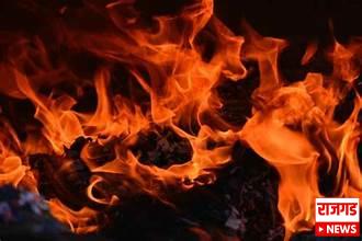 पुणे स्टेशन परिसरातील स्टेशनरीच्या दुकानाला आग; सुदैवाने जीवीतहानी नाही, घटनेत दुकानातील साहित्य जळून खाक