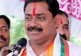 शक्ती प्रदर्शनः आघाडीचे उमेदवार संग्राम थोपटेंकडून उमेदवारी अर्ज दाखल; महायुतीकडून अधिकृत उमेदवाराची घोषणा कधी?