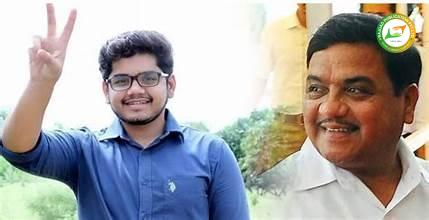 ज्यानं घड्याळ बनवलं त्यानं घड्याळाच सेल कधीच काढून ठेवलयं, ‘त्या’ घड्याळाचा उपयोग नाही; रोहित पाटलांचे खरमरीत टीकास्त्र, निवडणुकीसाठी आबांचा मावळा सज्जः पाटील