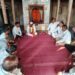 हरिश्चंद्रीच्या गावकऱ्यांचा महायुतीचे उमेदवार शंकर मांडेकर यांना जाहीर पाठिंबा; मांडेकर यांनी चावडीवर येत गावकऱ्यांशी साधला संवाद