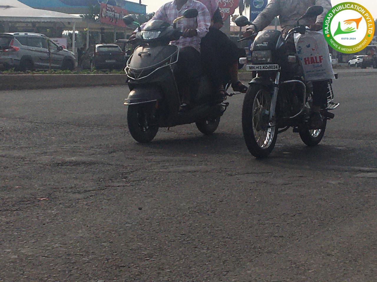 जेजुरीः लवथळेश्वर येथील ‘गचका’ ठरतोय जीवघेणा; रस्त्याची एकसारखी लेन नसल्याने दुचाकीवरून महिला हवेत उडाली