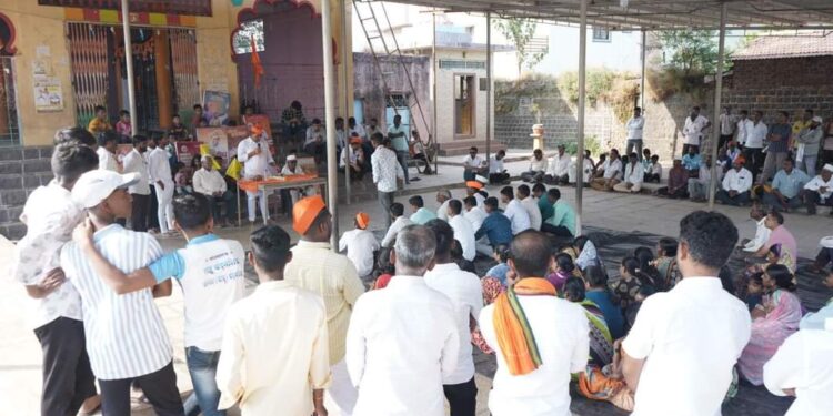 राजकीय जोडे बाजूला सारून साथ देण्याचे आवाहन, केळवडे येथील रींगरोड हटवला म्हणून सत्कार स्विकारता तशीच शिवरे येथील रिंगरोड हटला नाही याची जबाबदारी विद्यामानानी घ्यावी – कोंडे