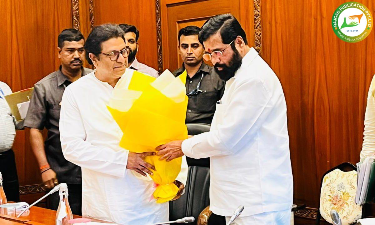 मनसेच्या इंजिनाची धावायला सुरूवातः राज ठाकरे यांच्या सभेत, ”साहेब तुम्ही मुख्यमंत्री व्हा..!” चा बोर्ड झळकताच, राज ठाकरे यांनी दिलं ‘हे’ उत्तर