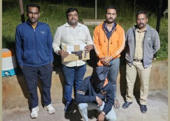 धडक कारवाईः गावठी पिस्टल बाळगणाऱ्यास अटक, आरोपीस कुरंगवडी फाटा येथून घेतले ताब्यात; स्थानिक गुन्हे शाखेची कारवाई
