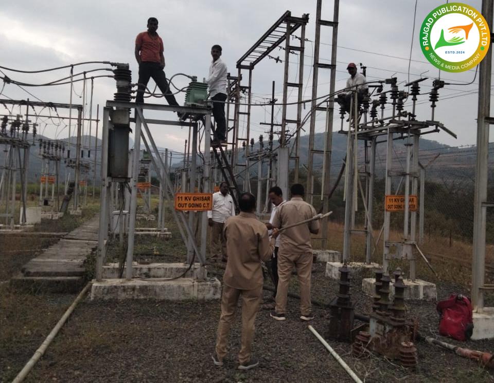 बारा गाव मावळः खंडीत वीजपुरवठा समस्येचा निपटारा होण्यासाठी आमदार शंकर मांडेकर यांचा पुढाकार; संबंधित अधिकाऱ्यांना काम करण्याच्या दिल्या सूचनाः स्थानिकांमध्ये आनंदाचे वातावरण