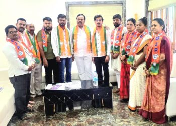 जेजुरीः राष्ट्रवादी काँग्रेसच्या कार्यकर्त्यांचा भाजपामध्ये प्रवेश