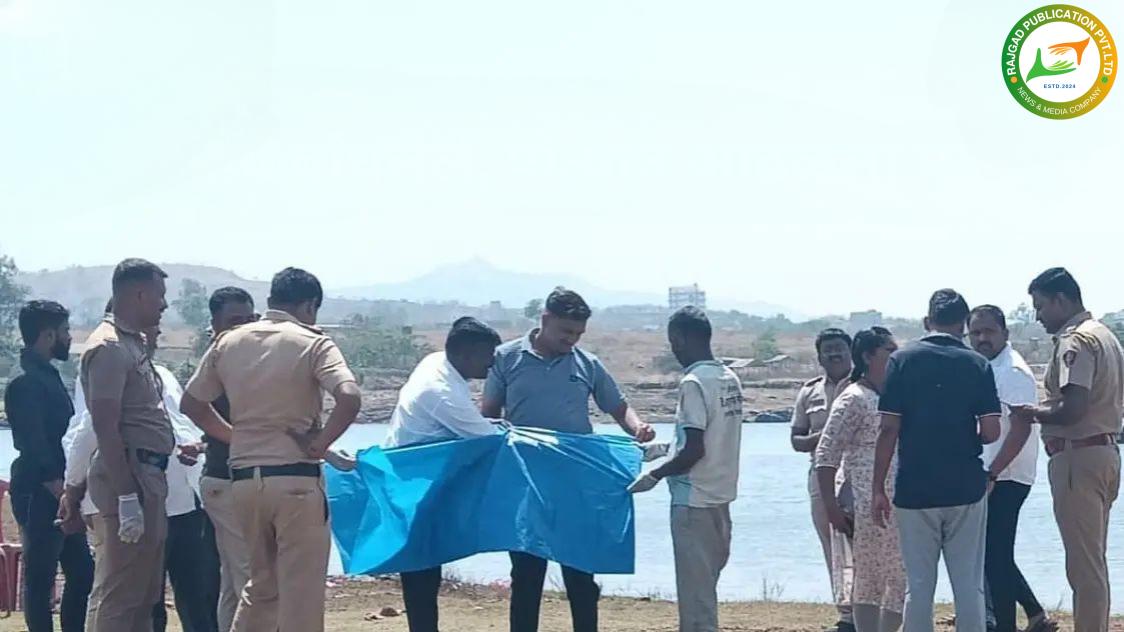 निरा नदीच्या पुलाखाली पोत्यात आढळला मृतदेह, परिसरात खळबळ