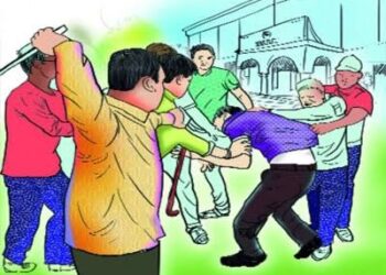 आर्थिक व्यवहारातून तिघांकडून बांधकाम व्यावसायिकाला बेदम मारहाण; गुन्हा दाखल