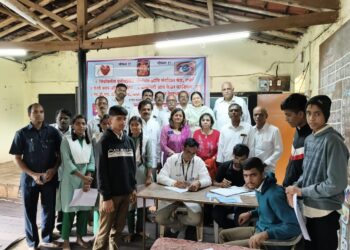 Bhor-पसुरेत आरोग्य शिबीरात २३८ जणांची तपासणी