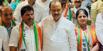 भोरमध्ये भाजपला मोठे खिंडार! नगराध्यक्षा निर्मला आवारे, रामचंद्र आवारे यांचा राष्ट्रवादीत प्रवेश