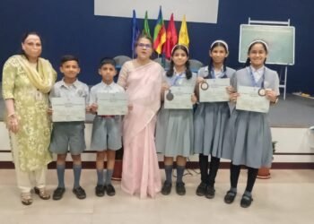 सायबर स्पार्क २०२६ स्पर्धेत भोर इंग्लिश मीडियम स्कूलच्या विद्यार्थ्यांचे घवघवीत यश