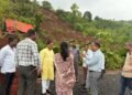 संकट कितीही मोठे असले तरी जनतेला एकटे सोडणार नाही; वेल्हे-वांगणी भागातील दरडग्रस्त परिसराची तानाजी बाप्पू मांगडे यांच्याकडून तात्काळ पाहणी